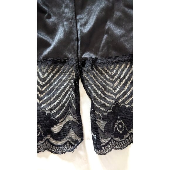 Vintage Carriage Court Women's Lingerie Underdress Slip Chemise Nightgown Size 6 - Picture 10 of 11